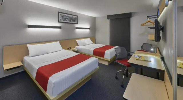 Четырёхместный номер Standard City Express by Marriott Monterrey Norte