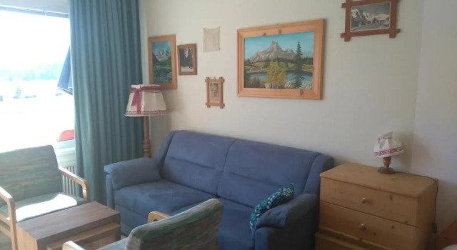 Good Vintage Apartment