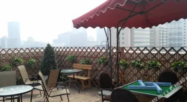 Chengdu Xingyizhan Jianning Hotel, Prenota Hotel Hotel a Longquanyi con piscina, Piscina