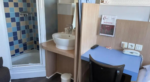 Двухместный номер Standard The Originals Access, Hôtel Millau Sud