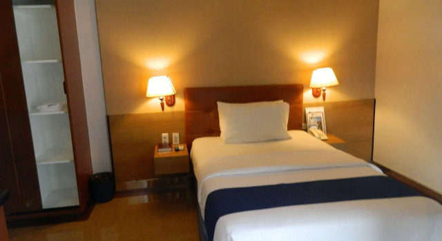 Blueberry Tourist Hotel, Забронировать Отель Отели в центре Давао, в центре, Завтраки