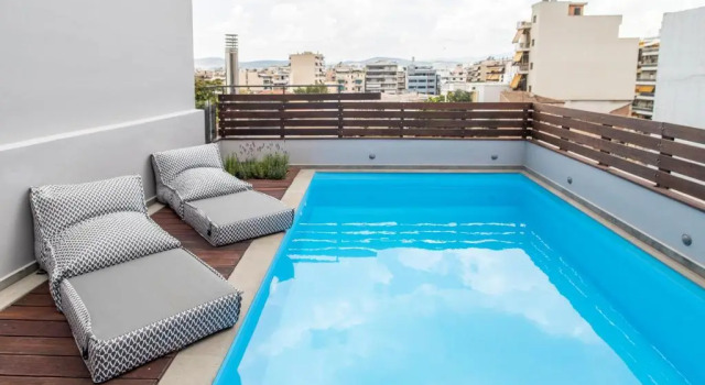 Полулюкс Bespoke House Athens