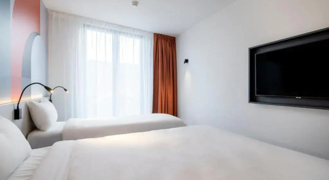 Трёхместный номер Standard B&B HOTEL Gent Centrum