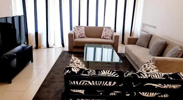 3 Bedroom Apartment, Забронировать Апартаменты/квартира Никосия район Никосия, рядом с Nicosia Municipal Theatre