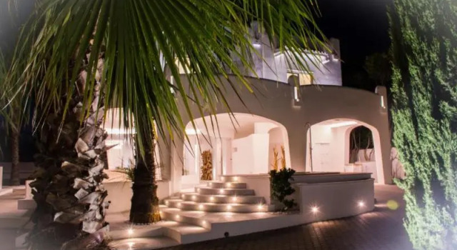 Valentino Luxury Rooms
