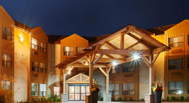 Люкс Best Western Plus Rose City Suites