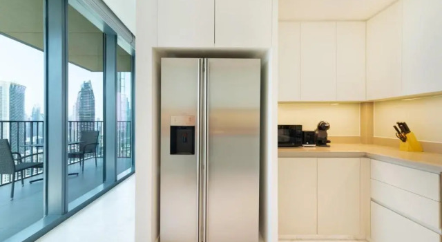 Maison Privee - Exciting Apt Downtown Dubai w/Pool Nxt 2 Dubai Mall, Забронировать Апартаменты/квартира Даунтаун Дубай , рядом с Дубайский аквариум