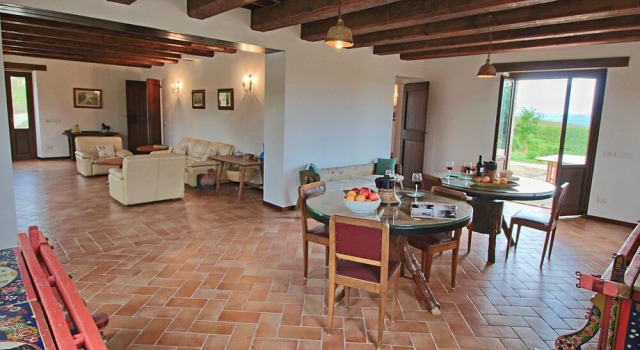 Luxurious Mansion with Private Garden in Montecassiano, Rezervovat Hotel  