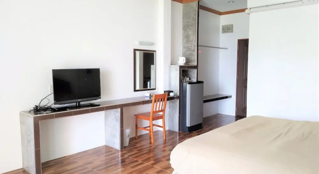 Time Beach Resort, Забронировать Курортный отель Клонг-Яй 