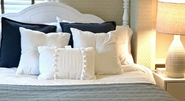 Номер Standard The Underwood-Hale House