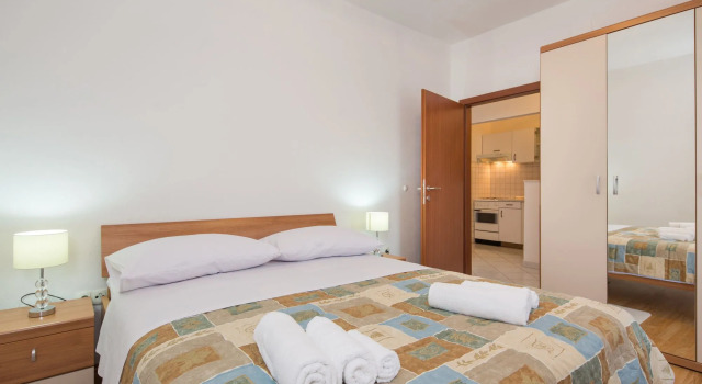 Apartments Villa Kolar, Rezerwuj Apartament Hotele w Strožanac z parkingiem, Parking