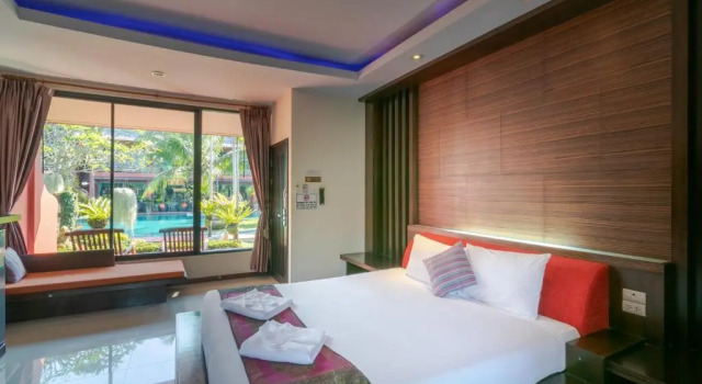 Двухместный номер с видом на бассейн Mai Morn Resort SHA Plus