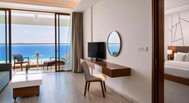 Residence Studio Interconnected с видом на море Mövenpick Resort Cam Ranh