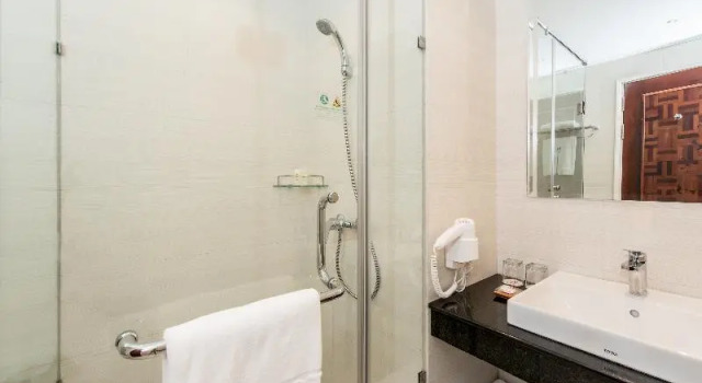 Номер Standard Sokha Palace Siem Reap Hotel