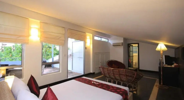 Frangipani Villa-90s Hotel
