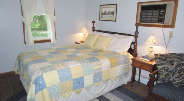 Die Heimat Country Inn, Réserver Chambre d'hôtes Hôtels à Amana Colonies avec parking, Parking