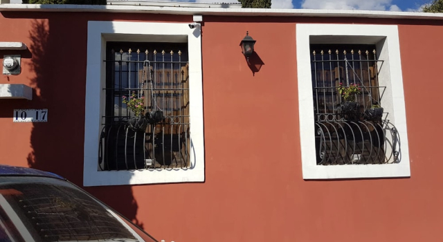 Marianas Petit Hotel, Prenota Hotel Zona 13 