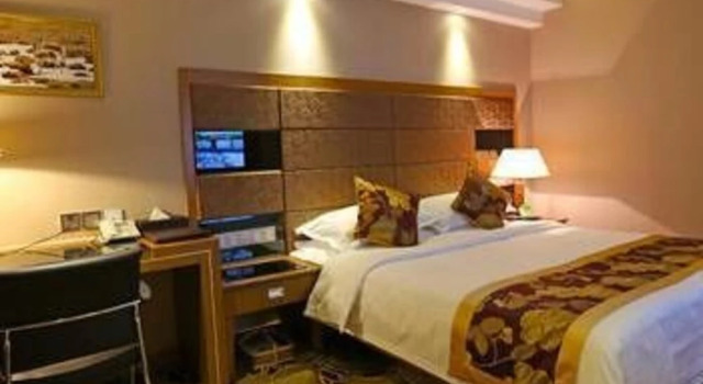 Lanze Holiday Hotel, Rezerwuj Hotel Hotele 3-gwiazdkowe w Xinjiang, 3*
