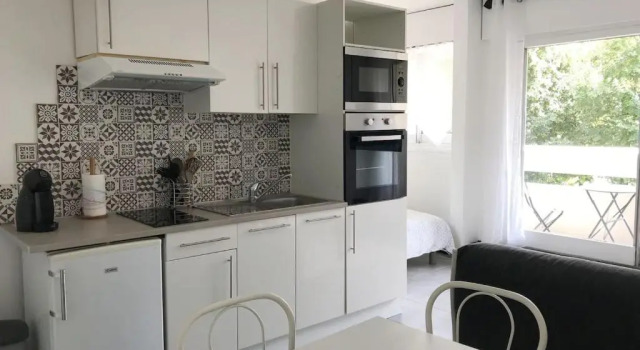 Апартаменты Charmant studio, centre-ville