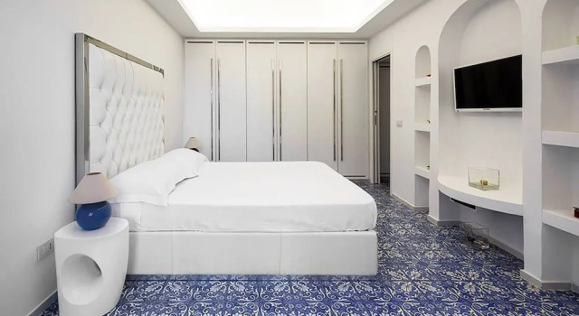 Villa Afrodite, Book Villa Hotels in Capri with Parking, Parking