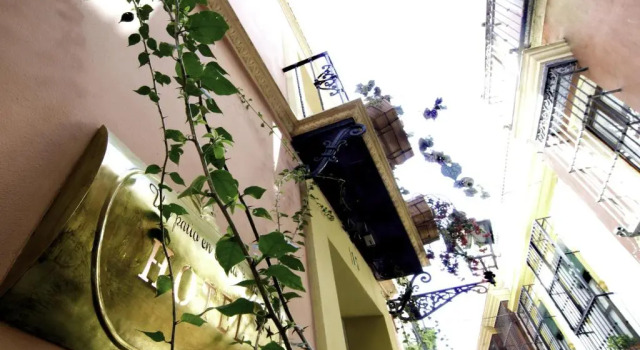 Un Patio en Santa Cruz, Забронировать Отель Старый город Севилья