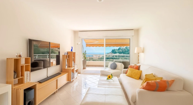 High-end Residence With Pool and Panoramic Views