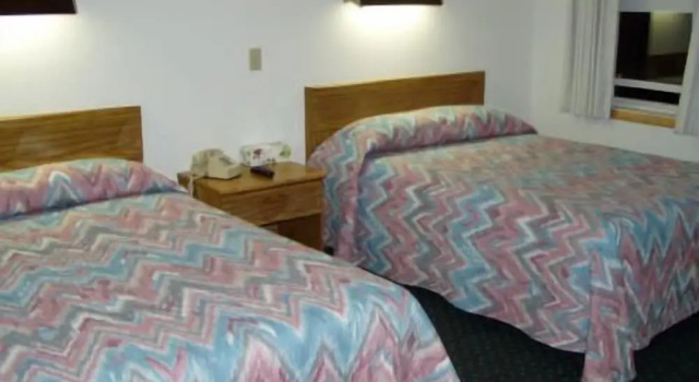 Номер Economy Sunset Inn