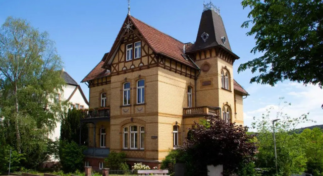 Апартаменты Ferienwohnung Hufelandstern bis 7 Personen - mit E-Ladesäule!