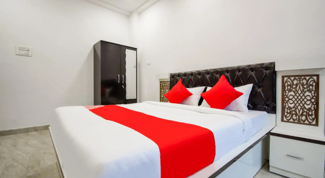 OYO Flagship 63032 Mariyam Service Apartments
