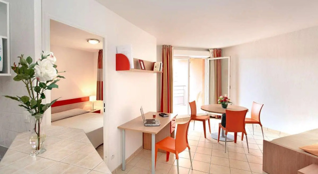 Апартаменты c 1 комнатой AppartCity Classic Aix-en-Provence - La Duranne