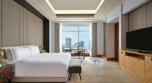 Номер Standard The Ritz-Carlton Jakarta, Pacific Place