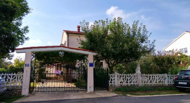 Apartment Gracijana 2