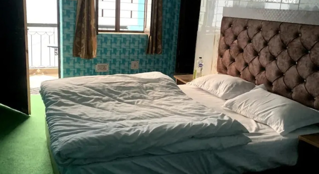 Трёхместный номер Deluxe с видом на город New Siddharth Hotel Joshimath
