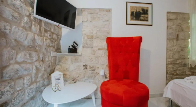 Apartment Toma, Rezerwuj Apartament Hotele w Split-Dalmatia County z parkingiem, Parking