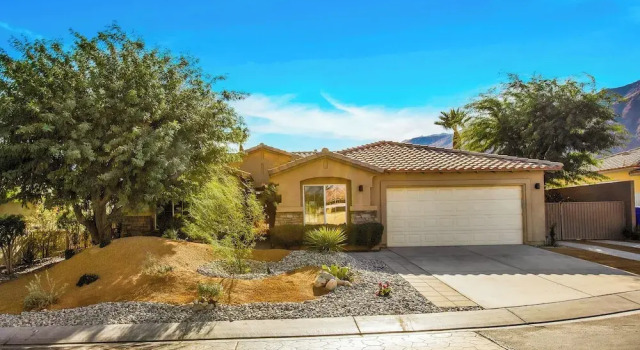Коттедж Near Downtown: Palm Springs Home w/ Mountain Views