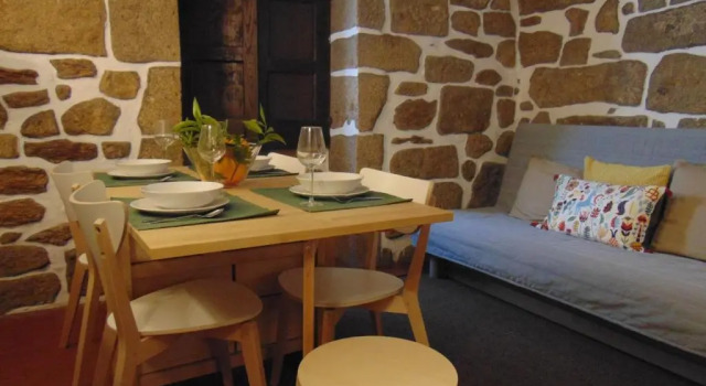 Коттедж Casas da Loureira - Casa da Piscina e Batatas II
