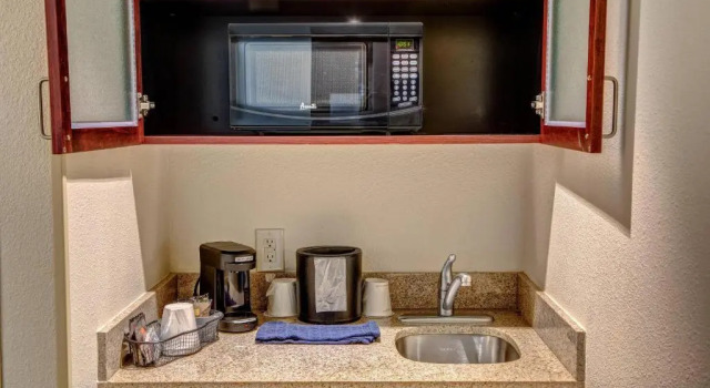 Студия SpringHill Suites by Marriott New Bern