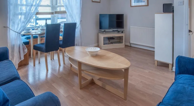Starfish Apartment - 2 Bedroom Apartment - Tenby