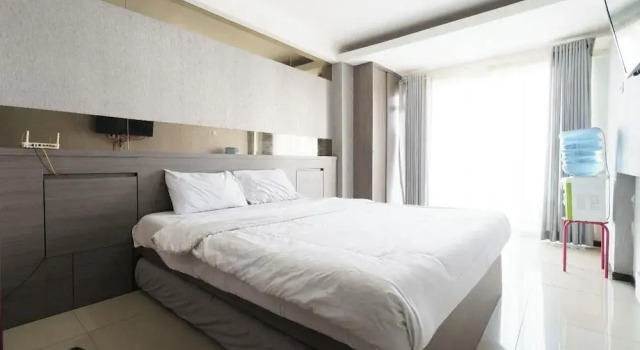 Suite OYO 93940 Apartemen Mekarwangi Square By Lina