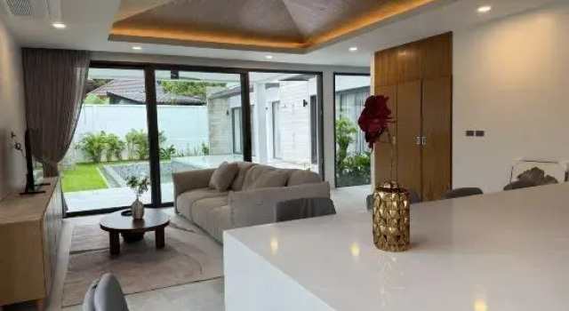 Newly built: private Quinta Lane 4br pool villa