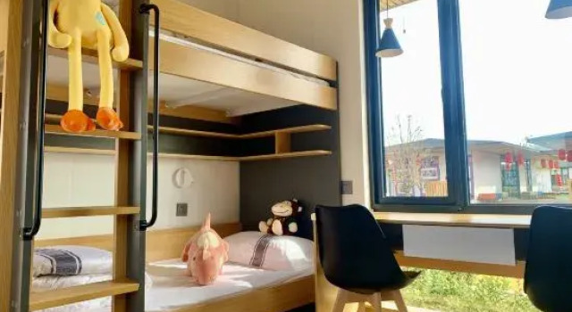 Кровать в общем номере (женский номер) Yirenfang B&B