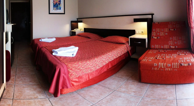 Himeros Beach Hotel