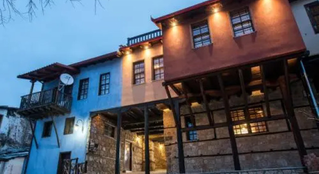 Olganos VL Boutique Hotel, Book Boutique  