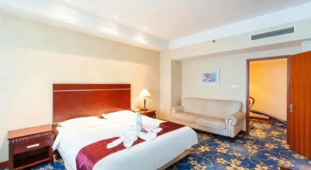 Люкс Tian Bao International Hotel