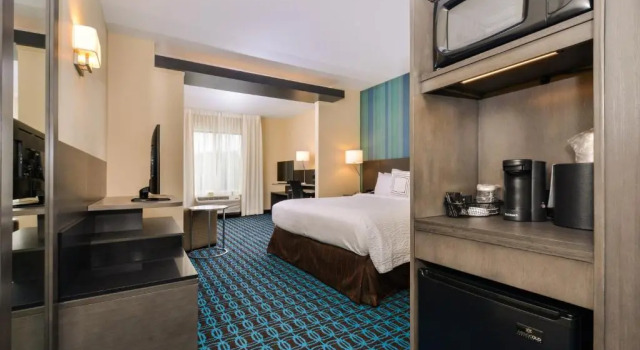 Люкс Fairfield Inn & Suites by Marriott Raleigh Cary