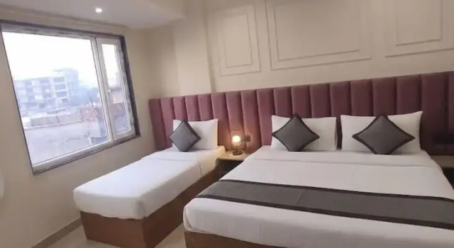 Hotel Savera Amritsar Near Golden Temple, Rezerwuj Hotel Hotele w Punjab z parkingiem, Parking