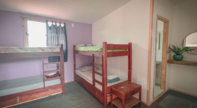 Кровать в общем номере Compay Hostel Punta del Diablo