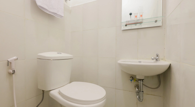 Номер Standard OYO 779 Mn One Residence Syariah Near ITC Cempaka Mas Near Kalbe Farma