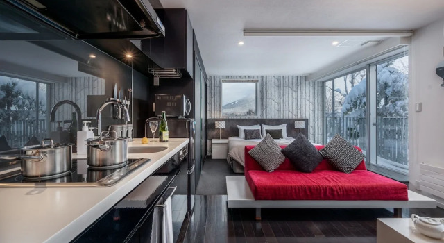 Студия Kira Kira Suites by H2 Life
