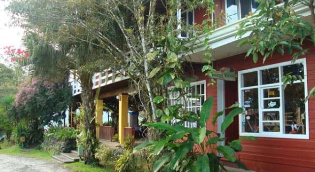 Turrialtico Lodge, Book Hotel Turrialba 